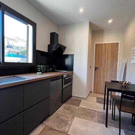 Studio Centre-Ville Du Lavandou เลอลาวองดูว์ ภายนอก รูปภาพ